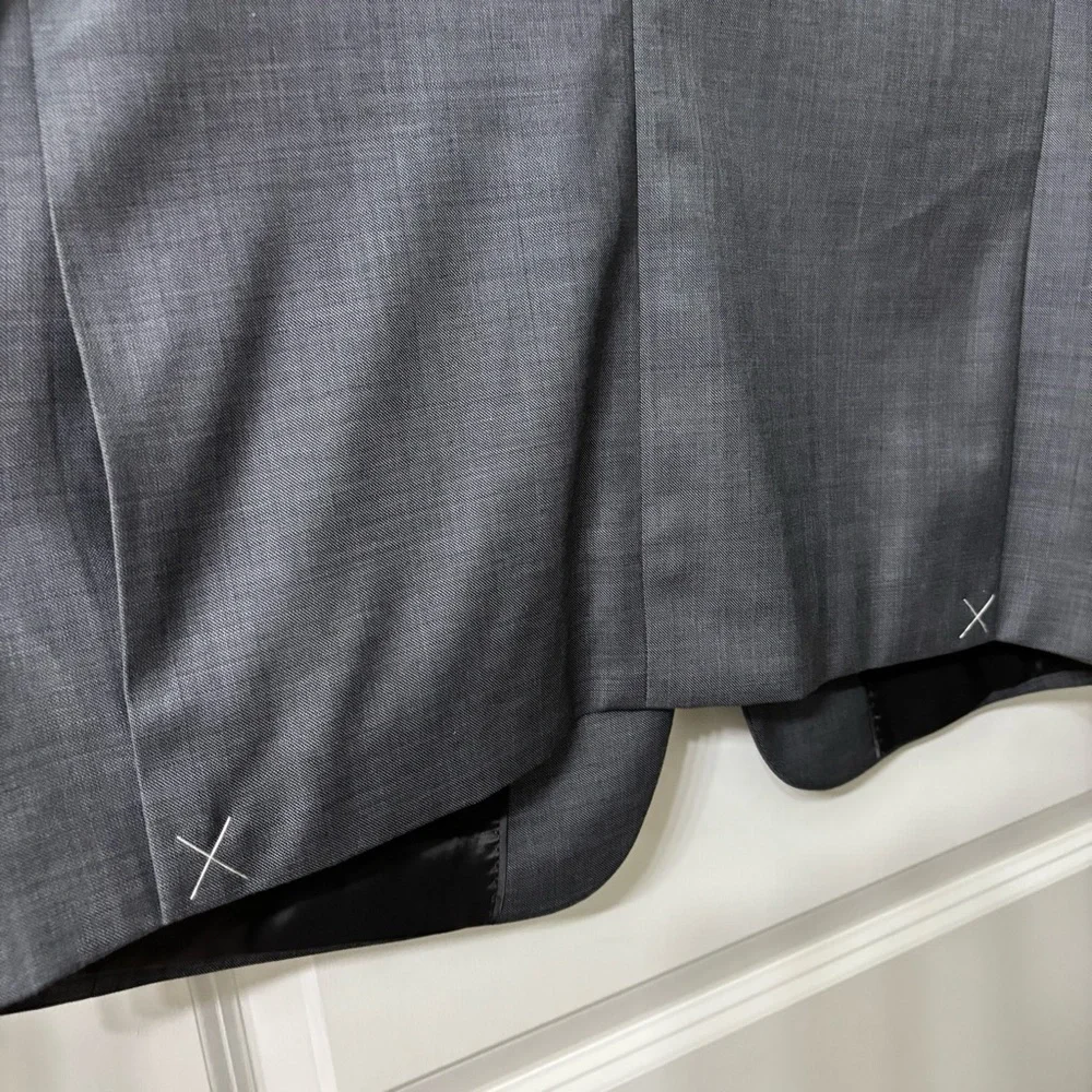 Calvin Klein Wool Slim Fit Blazer size 42 Regular